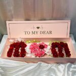 "To My Dear Mom" flower arrangement by Wenghoa.com