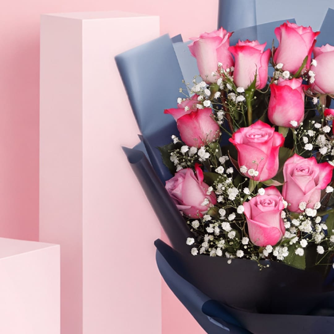designer-bouquet-of-12-pink-roses-2026_02