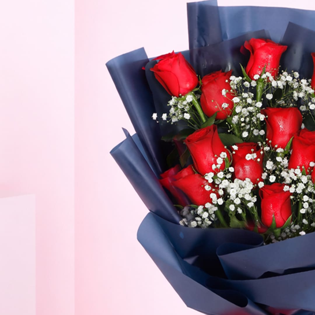 designer-bouquet-of-12-red-roses-2026_02