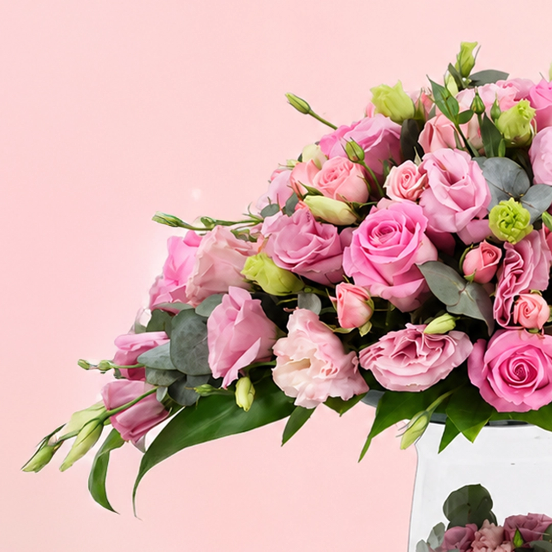 fantasy-of-lavish-pink-rose-arrangement_2026_02