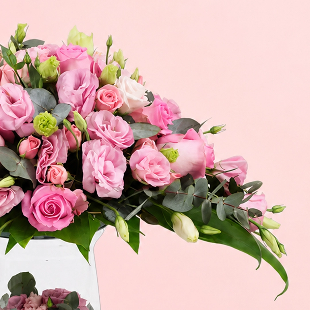 fantasy-of-lavish-pink-rose-arrangement_2026_03