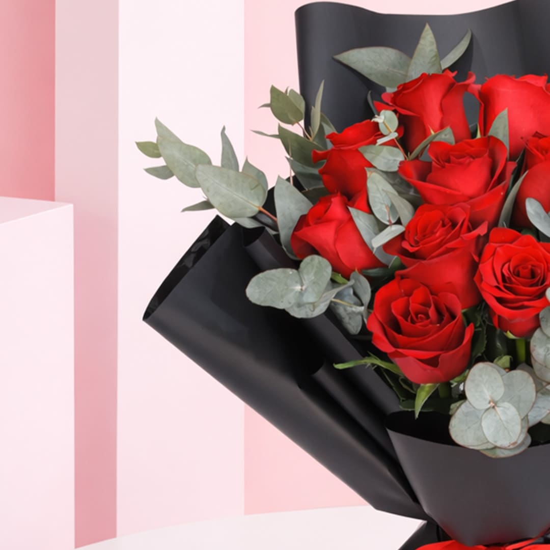 valentine-dozen-red-roses-2026_04
