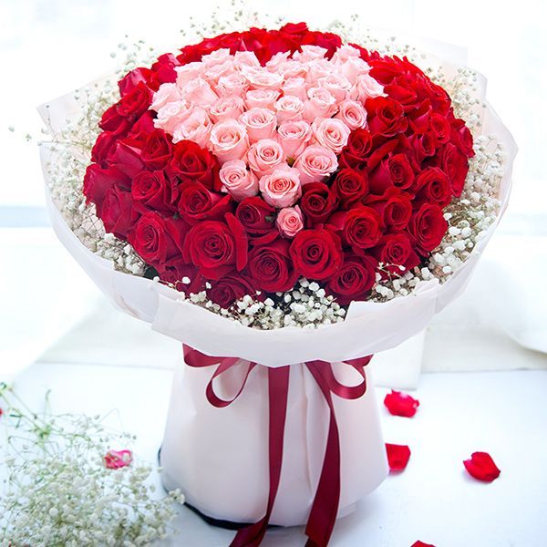 Pretty Pink Heart Rose Bouquet