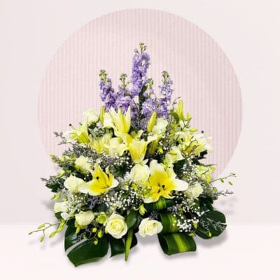 Lilac and Lemon Centrepiece