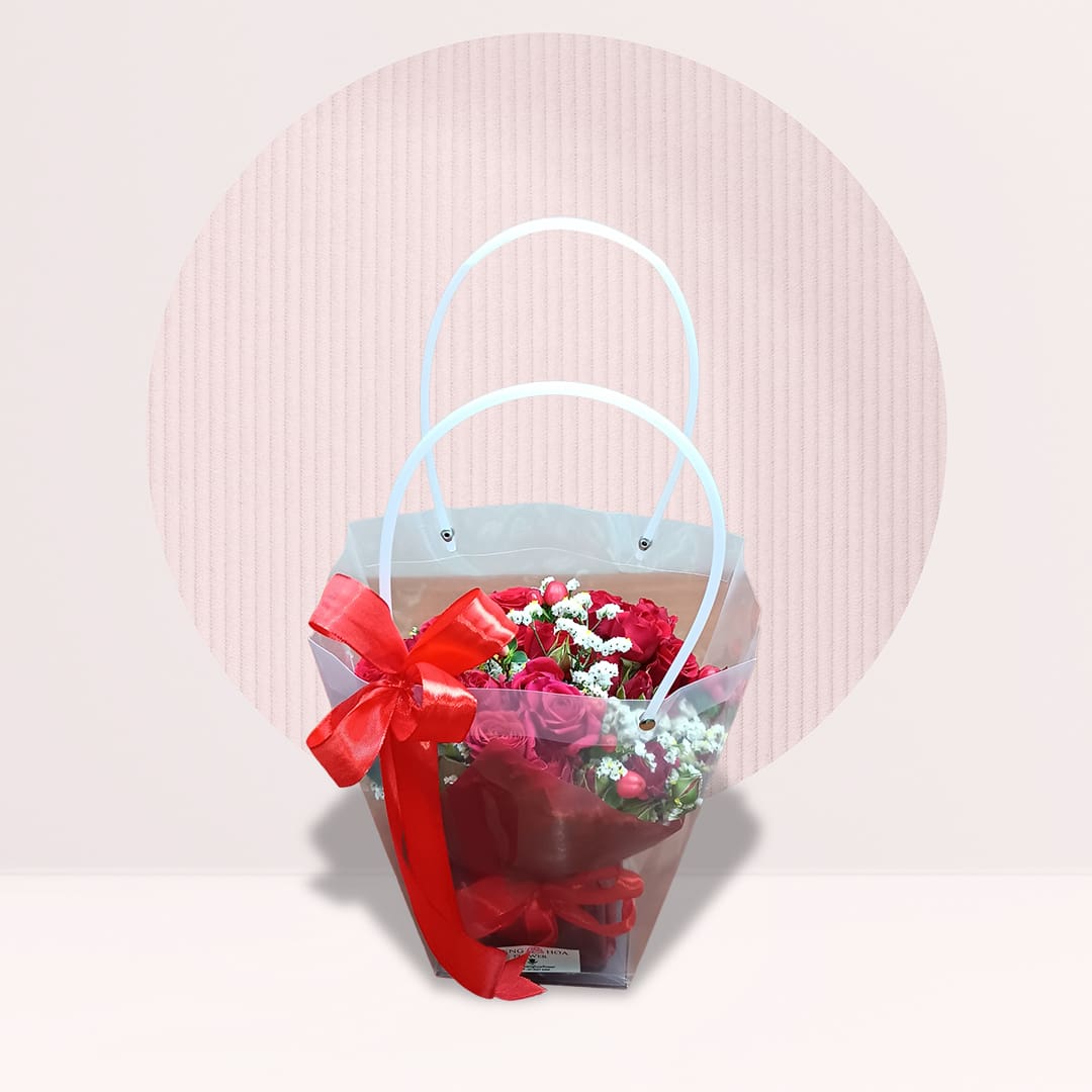 1 order handbag bouquet with roses online