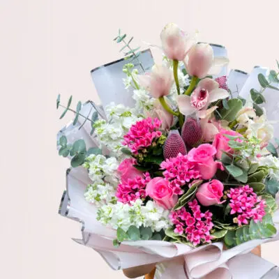 order hand bouquet flowers online