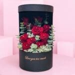 forever-love-luxury-rose-box-2026_02