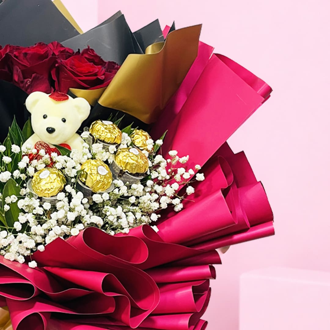 golden-elegance-romance-bouquet-2026_03