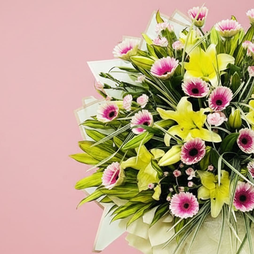 golden-bloom-stand-25-01
