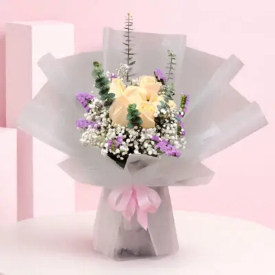 Vanilla Love Rose Bouquet