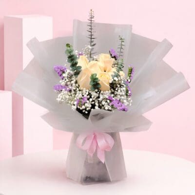 Vanilla Love Rose Bouquet