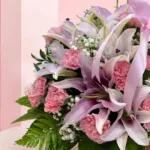 red-date-drink-flowers-for-her_03