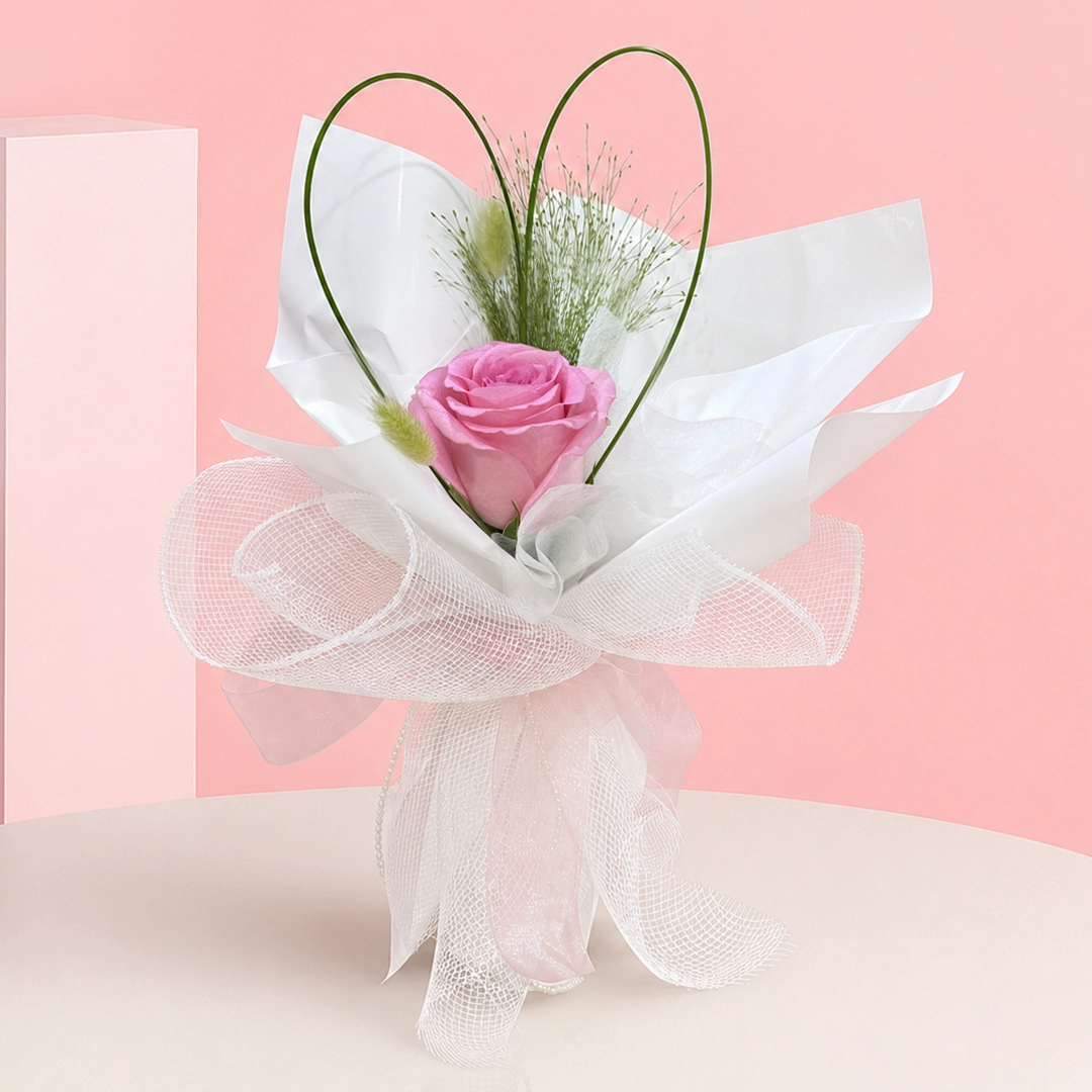 single-pink-rose-bouquet