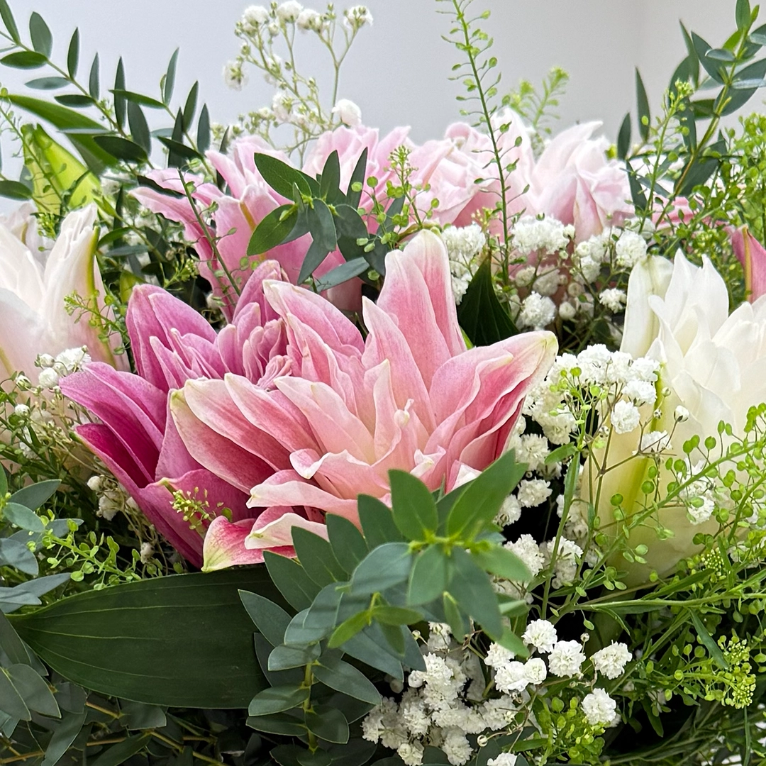 6-rose-lily-floral-vase_04
