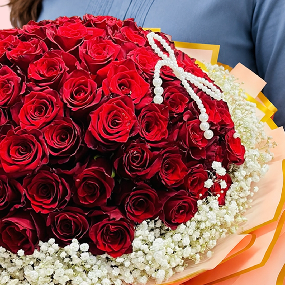 83-red-roses-love-bouquet_03