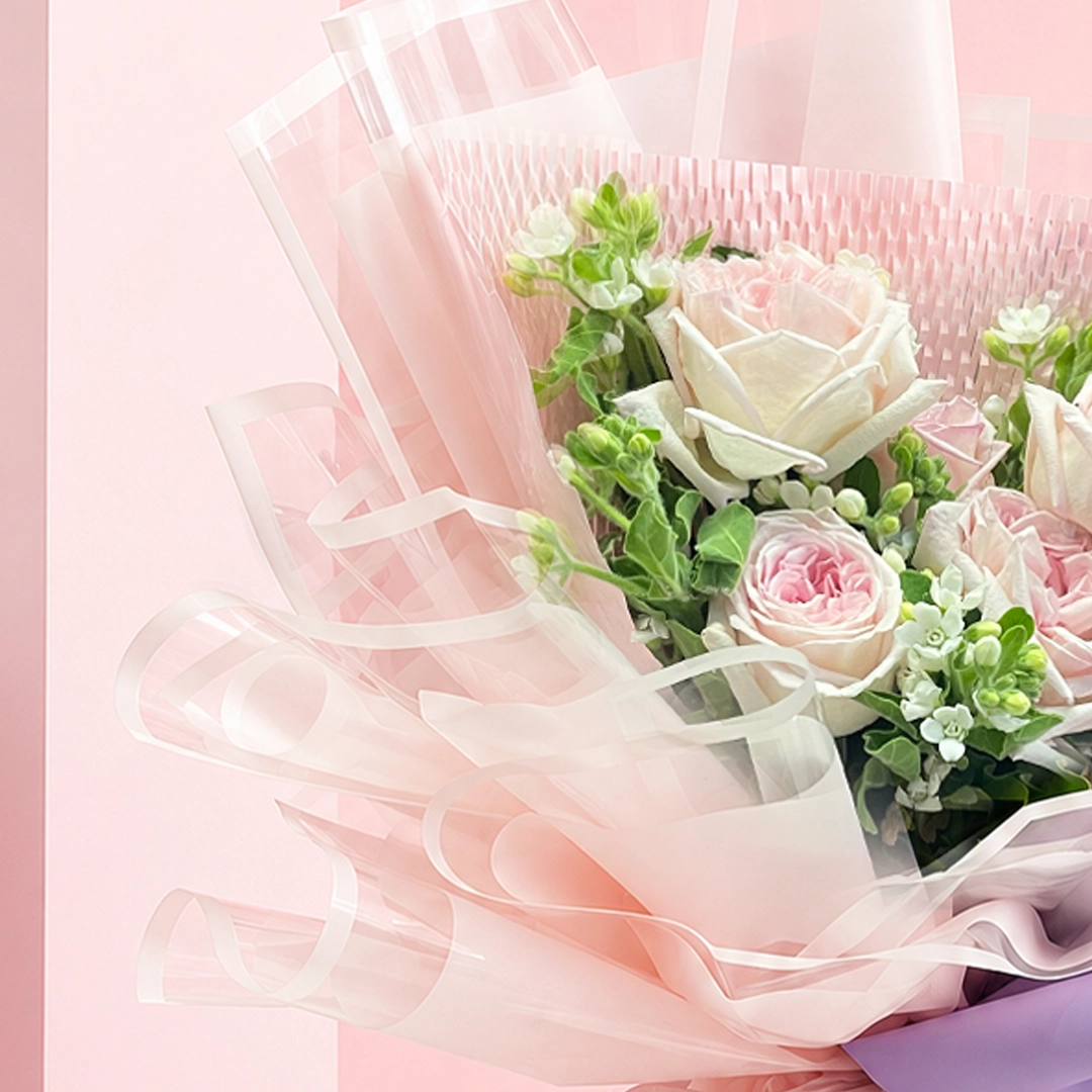 rosy-white-stock-bouquet_03